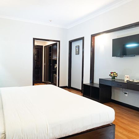 Royal Hotel Saigon Хошимин Екстериор снимка