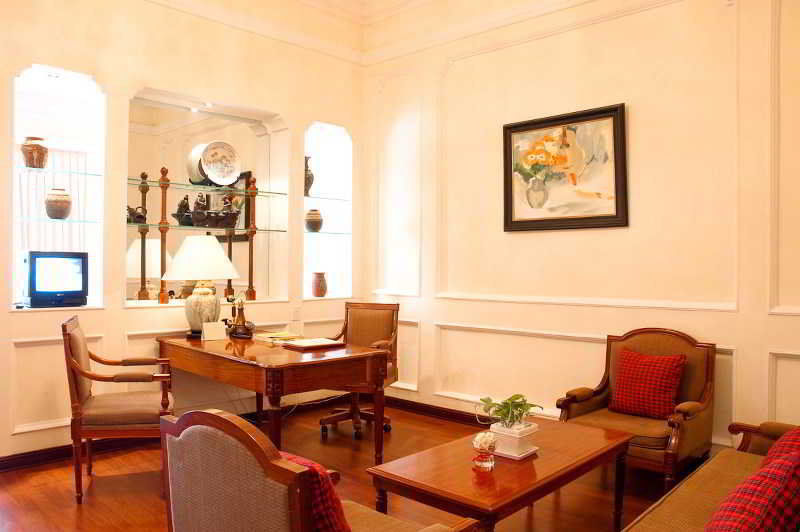 Royal Hotel Saigon Хошимин Екстериор снимка