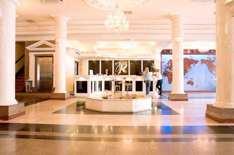 Royal Hotel Saigon Хошимин Екстериор снимка